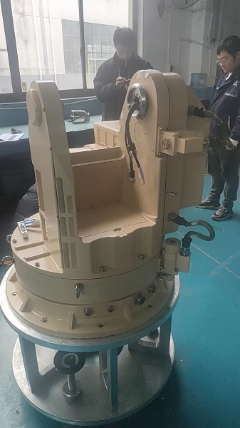企業(yè)合作伙伴的堅實后盾！洛陽東軸的LYDZ 01-400型號軸承！